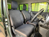 運転席シート廻りは使用感も少なく、良好な状態となっています。丁寧に使われていたことがよくわかりますね。