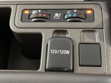 【シートベンチレーション】夏場は涼しい風でお尻や背中の熱やムレを防ぎ、冬はエアコンよりも早く温まってポカポカに!季節を問わず快適に過ごせます。