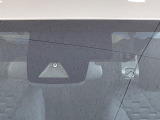 【トヨタセーフティセンス】走行中に前方の車両等を認識し、衝突しそうな時は警報とブレーキで衝突回避と被害軽減をアシスト。より安全にドライブをお楽しみいただけます。