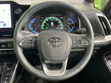 【純正革巻きステアリング】上質な革を使用することで、手にしっかり馴染みとても運転しやすいハンドルです♪