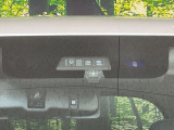 【三菱e-Assist】走行中に前方の車両等を認識し、衝突しそうな時は警報とブレーキで衝突回避と被害軽減をアシスト。より安全にドライブをお楽しみいただけます。