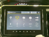 【大画面ナビ】人気の大型9インチナビを装備。存在感のある大画面はインパクト大!ナビ利用時のマップ表示は見やすく、テレビやDVDは臨場感がアップ!いつものドライブがグッと楽しくなります♪