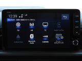 ラジオやテレビ、BluetoothR接続による音楽・通話再生に対応。さらに交通情報で渋滞や道路状況を確認でき、快適で安心なドライブをサポートします。