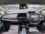 プリウス 1.8 X E-Four 4WD 4WD ワンオーナー