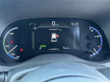 【スピードメーター】メーターがシンプルで見やすく運転しやすいですね。