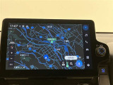 いまや必須装備「ナビゲーション」搭載!知らない場所にスイスイッとドライブ。もう、これなしではハンドルを握れませんね!でも運転中の操作は危険ですのでご注意ですね☆