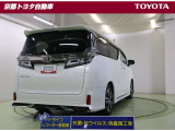 駐車時などの衝突の回避や軽減を図る駐車支援システム【PKSB】で安心をサポート、道路標識をディスプレイ確認できる【ロードサインアシスト】で見落とし防止をサポートします。