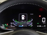 機能的で見やすいメーターです。
