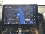【メーカーオプション10.5型ナビ】専用設計で車内の雰囲気にマッチ!ナビ利用時のマップ表示は見やすく、いつものドライブがグッと楽しくなります!