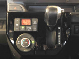 温度を設定すれば、自動で車内の温度管理をしてくれる優れものです♪ATミッションで運転楽々