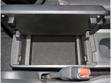 お客様のお車を安心して乗っていただけるようにトヨタのロングラン保証は全国トヨタサービス工場にて保証を受けて頂けます。