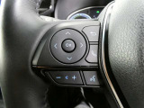 Bluetooth接続でハンドルを握ったままステアリングスイッチで電話のワイヤレス通信が可能です。