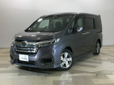 ホンダカーズ東京中央港店へようこそ。当社下取りのお墨付き車両。人気車両で充実装備の一台。おススメです。どうぞご覧くださいませ。