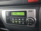 ☆オートエアコンです♪一度お好みの温度に設定すれば、車内の温度を検知し風量や温度を自動で調整してくれる優れもの!暑い&hellip;寒い&hellip;と何度もスイッチ操作をする必要はありませんね♪