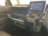 【 オートエアコン 】車内温度を感知して自動で温度調整をしてくれるのでいつでも快適な車内空間を創り上げます!
