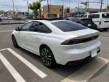 コーナーセンサー付きですので駐車も安心です。