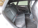 ISOFIX(イソフィックス)基準適合チャイルドシート固定装置!!安心楽々で対応チャイルドシートが取付できます。
