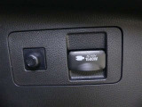 災害時にも安心。家庭用電化製品が使用できるAC100V、1500Wのコンセント付きです。