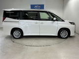安心感のある力強い走り。静かな車内で家族とのおしゃべりが盛り上がります。
