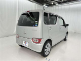 軽自動車は燃費も良くて経済的♪小さなボディで運転しやすい!細い道だってラクラク運転♪
