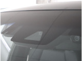 サポカーは、高齢運転者を含めたすべてのドライバーによる交通事故の発生防止・被害軽減対策の一環として、国が推奨する新しい自動車安全コンセプトです。詳しくは販売店スタッフまでおたずねください。