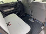 ゆとりある広々とした車内空間は、ドライブを始め買い物やレジャーなど、幅広く活躍します。一人でもみんなとでもお出かけを楽しみましょう!