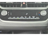 お好きな温度に設定すれば自動的に温度を調節、車内を快適空間に仕上げてくれます。