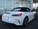 名鉄AUTOオリジナルコーティングMコートをはじめウインドフィルム施工、ドライブレコーダー取付、BMWパフォーマンスアクセサリーなど各種承ります。