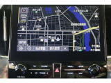 対応アプリをディスプレイに表示させて使うディスプレイオーディオ。TCナビキットを装着。CD・DVD・SD・フルセグTV対応です。ナビ連動ETC2.0搭載。利用日や料金の確認がモニターで出来ます。