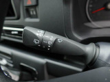 当社は購入後のアフターケアを大切にしております。納車後、1ヶ月無料点検、半年ごとにあんしん点検、12ヶ月法定点検の誘致をします。また車検までの点検をセットにした『ワンダフルパスポート』を販売中です。
