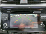 バックカメラ付きで車庫入れもスムーズです!