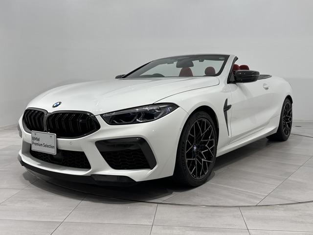 BMW M8カブリオレ 