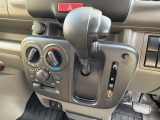 無断変速オートマ(CVT)は滑らかな変速で燃費も良いですよ!
