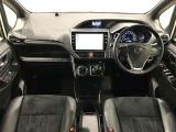高いホールド性で運転姿勢が安定します。快適なドライビングライフをお送りください。