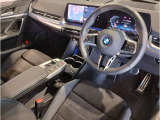 ☆センターパネルを運転席側に僅かに傾けたBMW独特のインパネ☆【駆け抜ける歓び】はここからもスタートしております☆