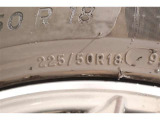 225/50R18    装着タイヤサイズです。 夏タイヤもスタッドレスタイヤの事も、石川トヨペットカローラにご相談くださいませ