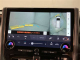 いまや必須装備「ナビゲーション」搭載!知らない場所にスイスイッとドライブ。もう、これなしではハンドルを握れませんね!でも運転中の操作は危険ですのでご注意ですね☆