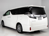 ★展示前点検実施★特殊な機材も用いて、全車点検を実施しております!