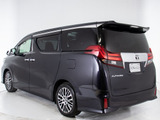 ★展示前点検実施★特殊な機材も用いて、全車点検を実施しております!
