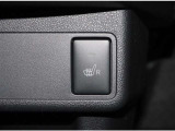 運転席シートヒータースイッチ