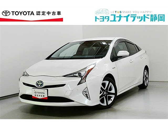 トヨタ プリウス 