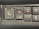 通常走行で「2WD」に加え、路面状況に応じて駆動力を制御する「4WD AUTO」。農地など未舗装路で力を発揮する「4WD LOCK」に切り替えられる電子制御式の4WDです!