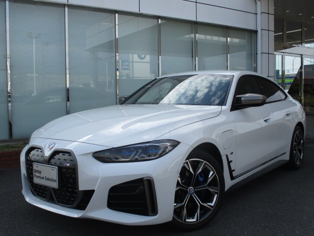 i4 M50 4WD 