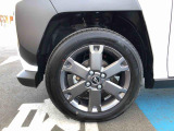 荷室空間も広く、シートアレンジもできるので使い分けできます。