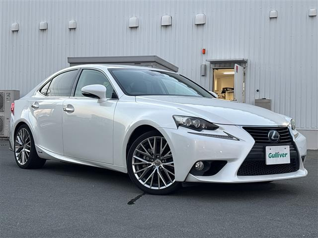 IS 300h バージョンL 本革シート サンルーフ