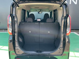 後部座席を倒して使えば荷物もたくさん入るから便利で使いやすい!