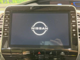 【大画面ナビ】人気の大型10インチナビを装備。存在感のある大画面はインパクト大!ナビ利用時のマップ表示は見やすく、テレビやDVDは臨場感がアップ!いつものドライブがグッと楽しくなります♪