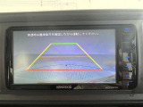 車庫入れも安心のバックモニター。