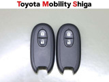 スマートキー2本付き!キーをポケットやカバンに入れておくだけでドアの施錠・開錠やエンジンスタートの操作が簡単です!