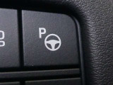 駐車時のドライバーへの負担を軽減する様サポートしてくれるパーキングアシスト機能を搭載しています。